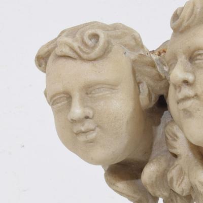 Italian 17th 18th Century Carved White Marble Winged Angel Heads Ornament