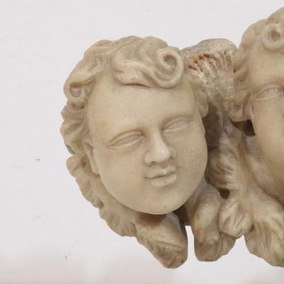 Italian 17th 18th Century Carved White Marble Winged Angel Heads Ornament