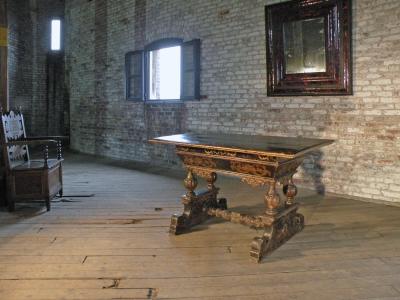 Italian 17th Century Baroque Painted Walnut Center Table