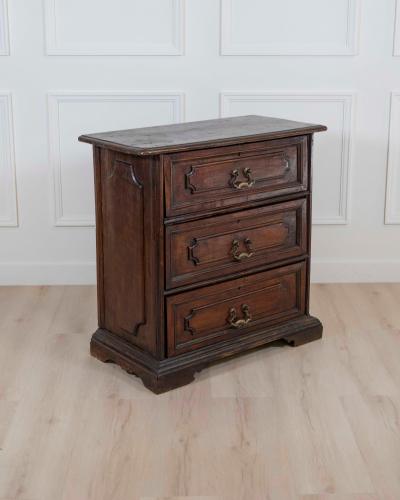 Italian 17th Century Emilian Bolognese Chest of Drawers with Ashlar Front