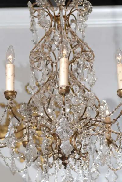 Italian 1850s Rococo Style Ten Light Crystal Chandelier with Gilt Metal Armature