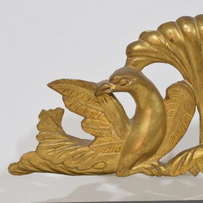 Italian 18th 19th Century Carved Giltwood Neo Classical Ornament With Birds