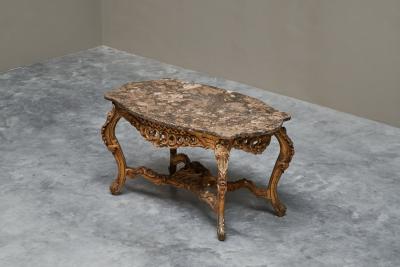 Italian 18th Century Carved Giltwood Center Table with Marble Serpentine Top