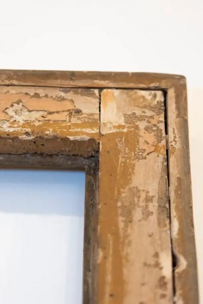 Italian 18th Century Giltwood Painting or Photo Frame with Rustic Character