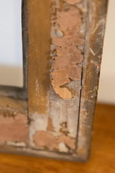 Italian 18th Century Giltwood Painting or Photo Frame with Rustic Character