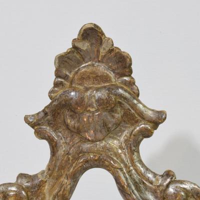 Italian 18th Century Hand Carved And Silvered Wooden Baroque Reliquary