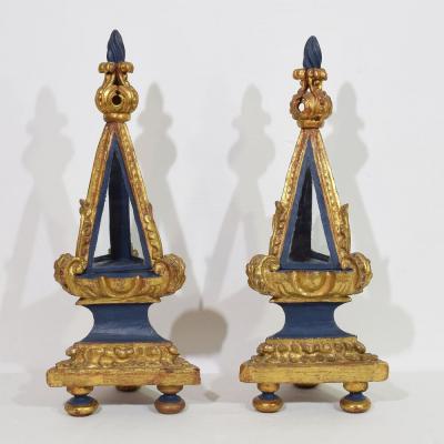 Italian 18th Century Pair Baroque Carved Wooden Reliquary Shrines