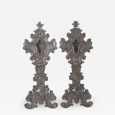 Italian 18th Century Pair of Relic Stands of Carved Wood Silver Plate