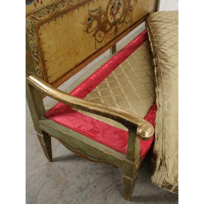 Italian 18th Century Parcel Gilt and Painted Canap 