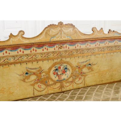 Italian 18th Century Parcel Gilt and Painted Canap 
