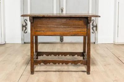 Italian 18th Century Walnut Side Table with Carved Apron and Single Drawer
