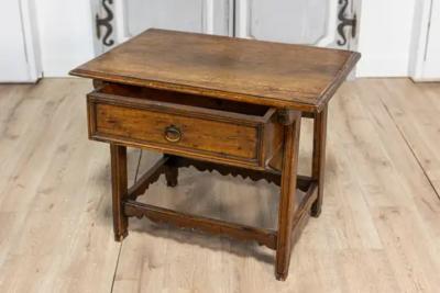Italian 18th Century Walnut Side Table with Carved Apron and Single Drawer