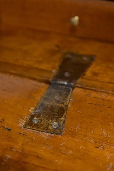 Italian 18th Century Walnut Slant Front Secretaire with Ash Inlay and Marquetry
