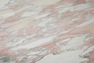 Italian 1970s Pink Veined Marble Center or Dining Pedestal Table