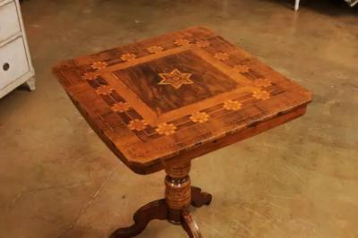 Italian 19th Century Center Table with Marquetry D cor and Turned Pedestal