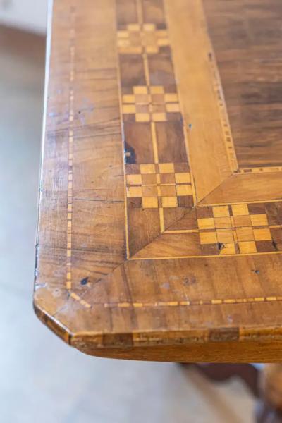 Italian 19th Century Center Table with Marquetry D cor and Turned Pedestal