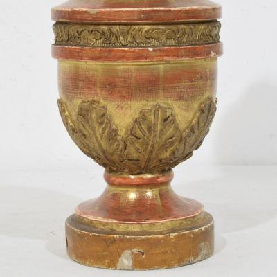 Italian 19th Century Neoclassical Carved Giltwood Finial Ornaments