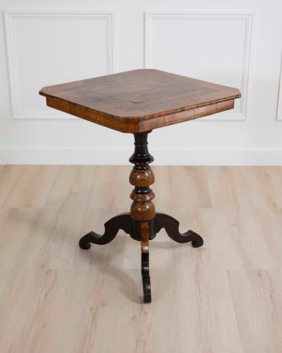 Italian 19th Century Rolo Inlaid Center Table