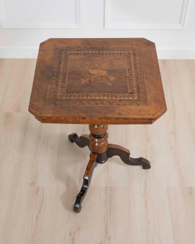 Italian 19th Century Rolo Inlaid Center Table