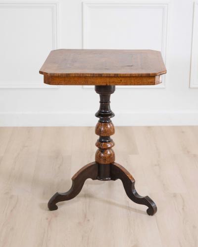 Italian 19th Century Rolo Inlaid Center Table