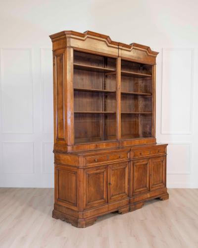 Italian 19th Century Walnut Bookcase with Architectural Design