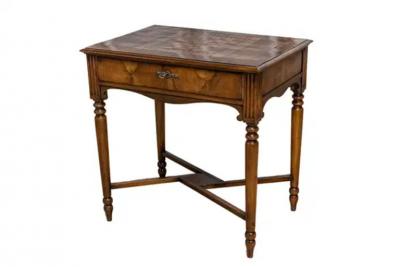Italian 19th Century Walnut and Mahogany Game Table with Checkerboard Top