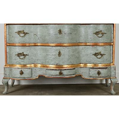 Italian 20th Century Painted Gilt Chest