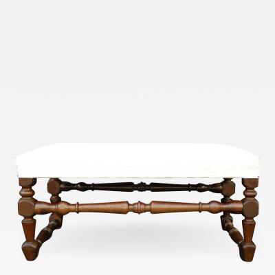 Italian Baroque 17th century walnut Bench