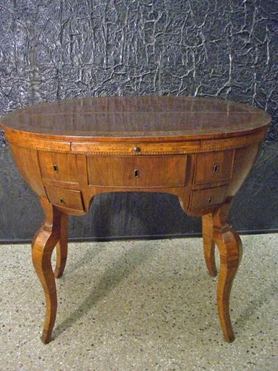 Italian Baroque Oval Fruitwood Veneered and Inlaid Desk Late 17th Century