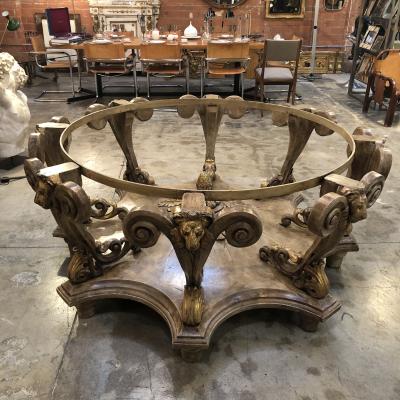 Italian Baroque Painted Carved Wood Round Table circa 1700 with Glass Top