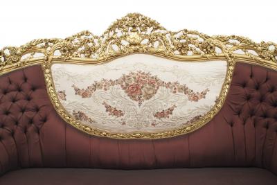 Italian Baroque Style 20th c Large Settee