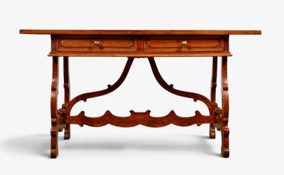 Italian Baroque Style Writing or Side Table in Walnut 20th Century