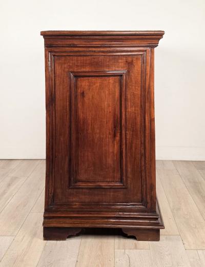 Italian Baroque Walnut Cabinet Buffet Sideboard circa 1760