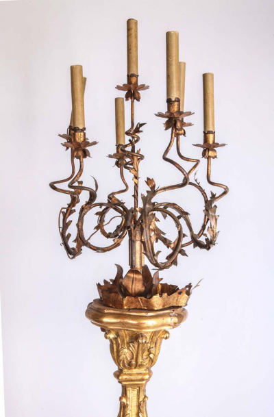 Italian Early 18th Century Giltwood Torchiere or Floor Lamp 1720
