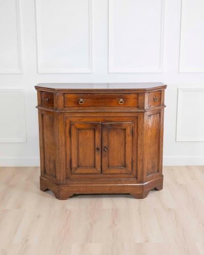 Italian Early 19th Century Chestnut Wood Sideboard