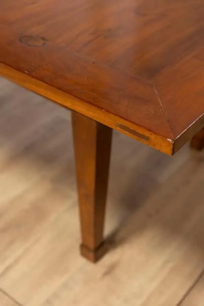 Italian Early 19th Century Walnut Folding Table with Tapered Legs