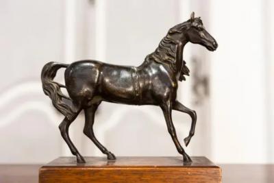 Italian Early 20th Century Bronze Horse Sculpture on Rectangular Wooden Base