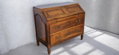 Italian Flap Sideboard in solid walnut Louis XVI period Parma 1760