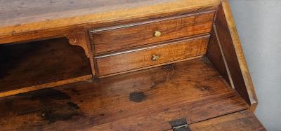 Italian Flap Sideboard in solid walnut Louis XVI period Parma 1760