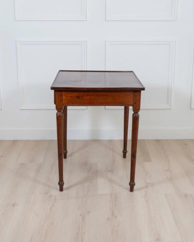 Italian Late 18th Century Neoclassical Walnut Desk with Fruitwood Marquetry