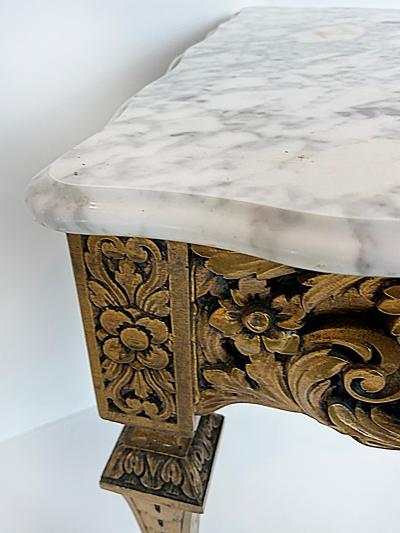 Italian Late 19th Early 20th Century Louis XVI Style Giltwood and Marble Table