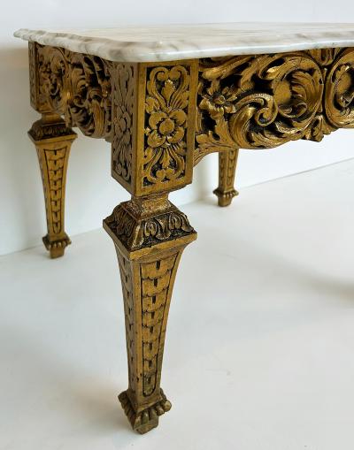 Italian Late 19th Early 20th Century Louis XVI Style Giltwood and Marble Table