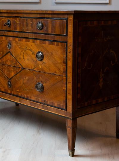 Italian Louis XVI Walnut Marquetry Chest Late 18th Century