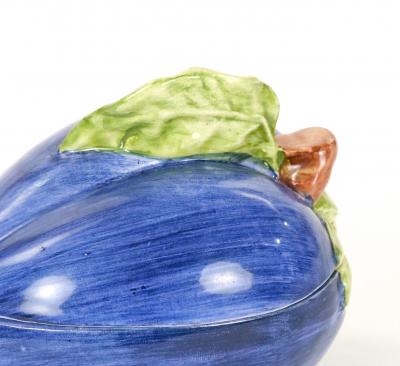 Italian Majolica Plum Form Covered Table Ornament Late 20th Century