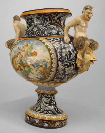 Italian Majolica large oval shaped centerpiece