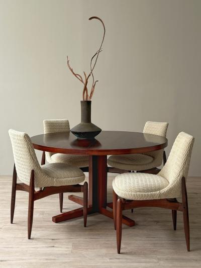 Italian Mid Century Dining Chairs A Set of 4