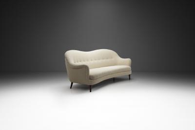 Italian Mid Century Modern Sofa with Stained Wood Legs Italy ca 1950s