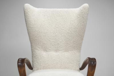 Italian Mid Century Modern Wingback Chairs in Boucl Italy 1950s