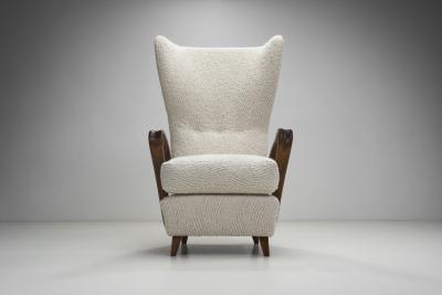 Italian Mid Century Modern Wingback Chairs in Boucl Italy 1950s