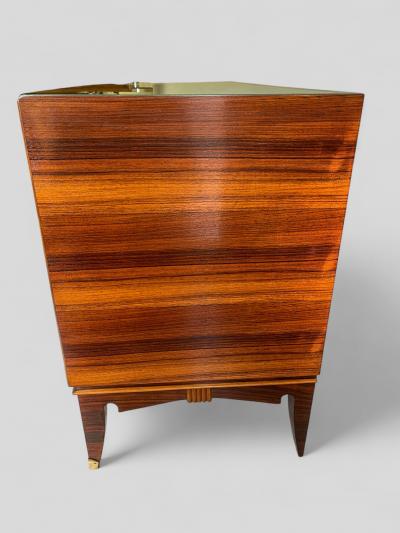 Italian Mid Century Sideboard or Chest of Drawers in Maple Root 1950s